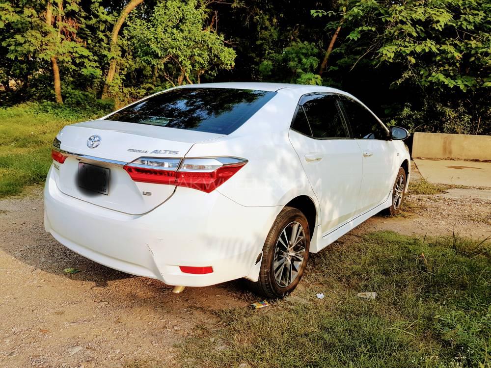 Toyota Corolla 2018 for Sale in Islamabad Toyota Corolla 2018 for Sale in Islamabad Image-3