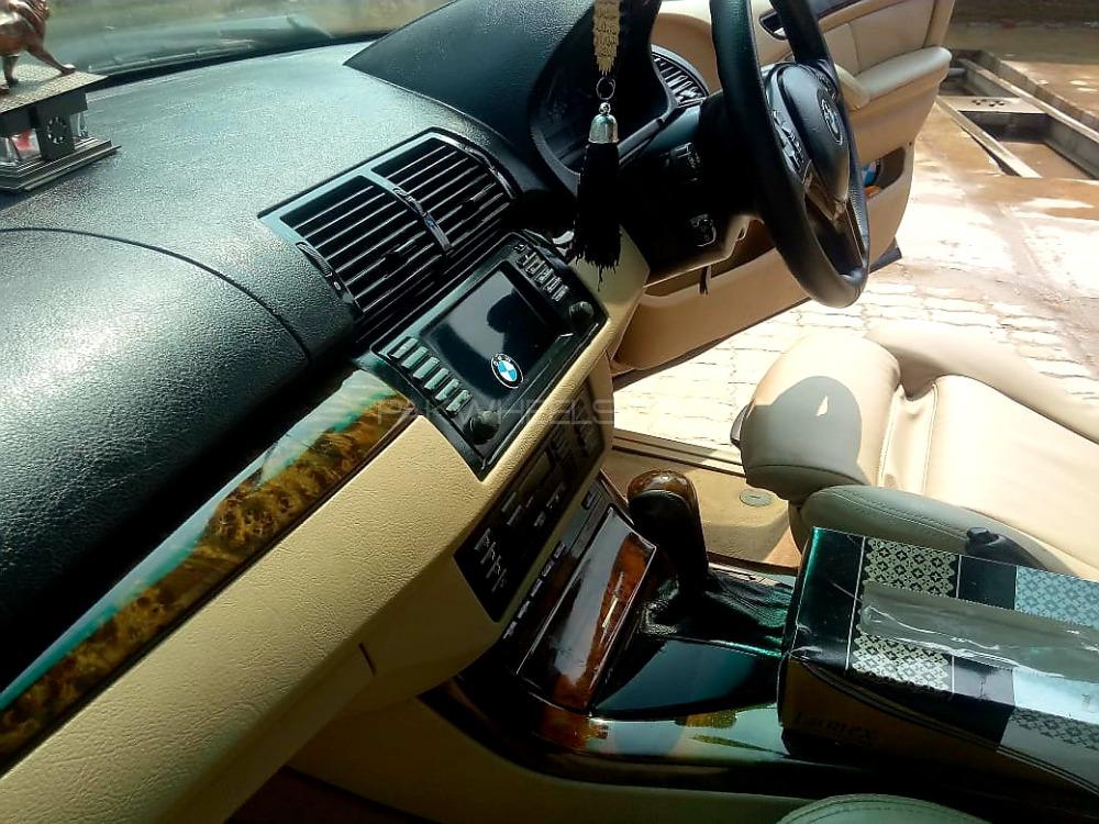 BMW X5 2004 for Sale in Sialkot BMW X5 2004 for Sale in Sialkot Image-12
