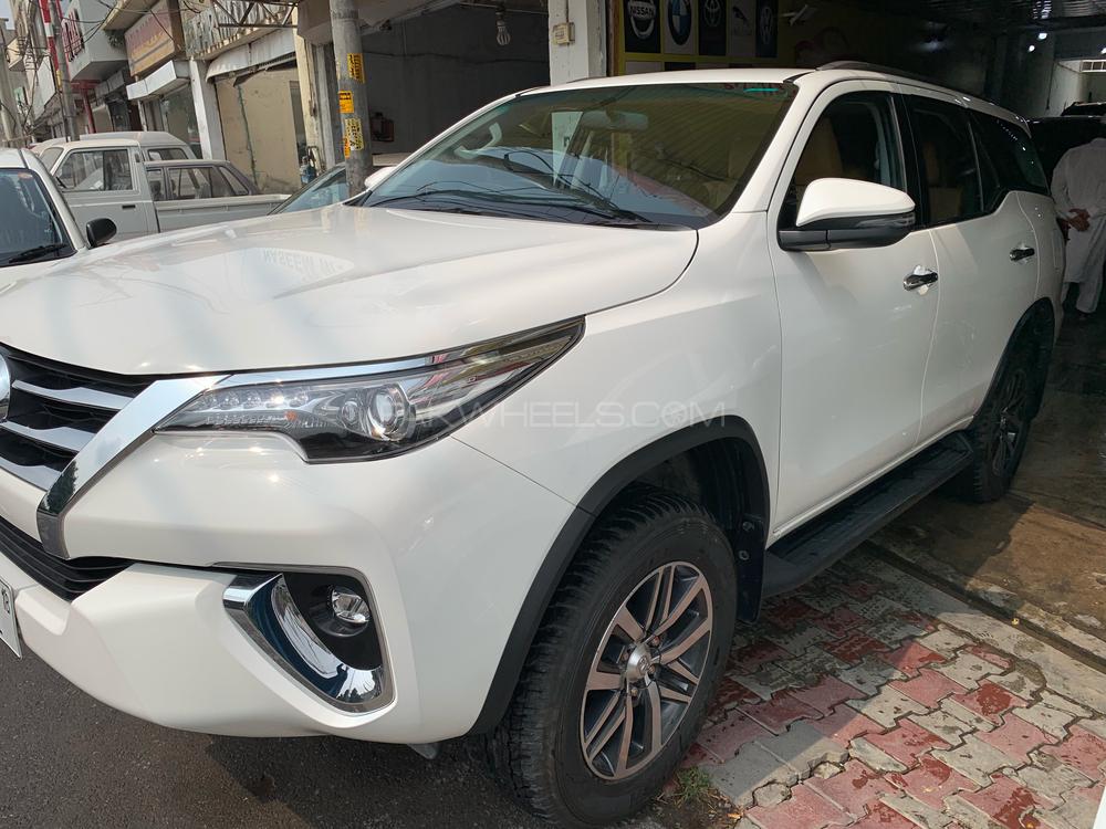 Toyota Fortuner 2018 for Sale in Lahore Toyota Fortuner 2018 for Sale in Lahore Image-2