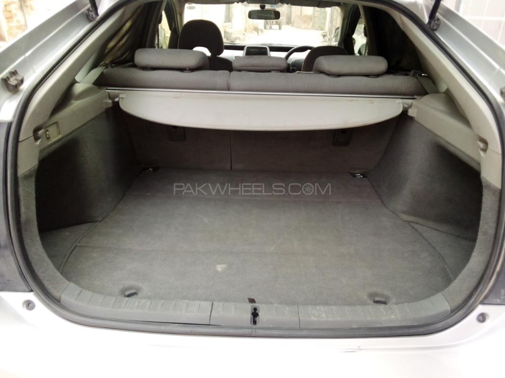 Toyota Prius 2011 for Sale in Attock Toyota Prius 2011 for Sale in Attock Image-11