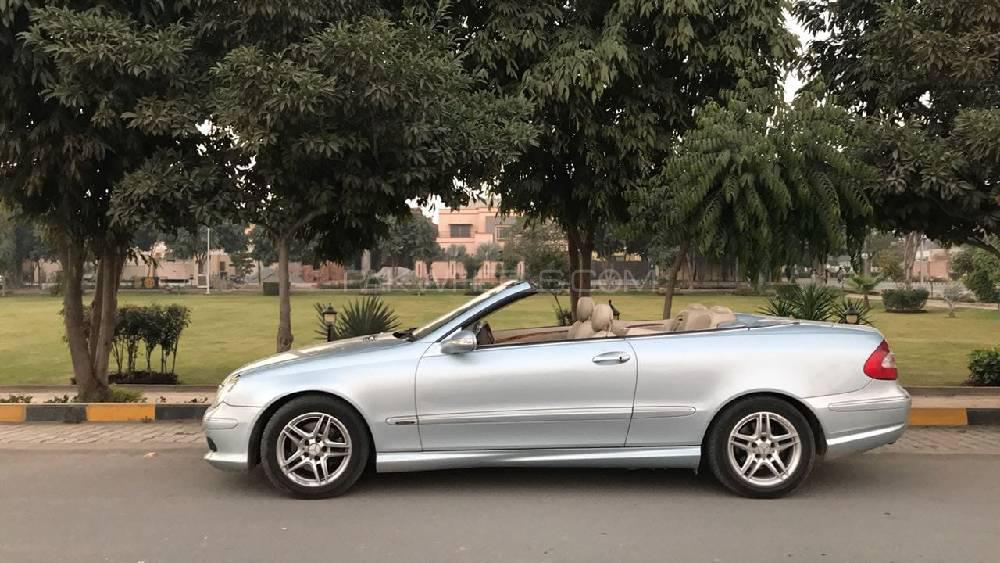 Mercedes Benz CLK Class 2005 for Sale in Islamabad Image-1