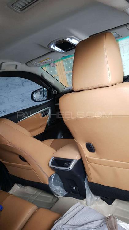 Toyota Fortuner 2017 for Sale in Rawalpindi Toyota Fortuner 2017 for Sale in Rawalpindi Image-4