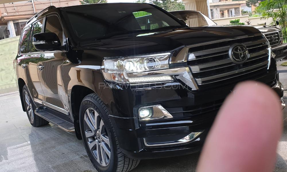 Toyota Land Cruiser 2017 for Sale in Islamabad Toyota Land Cruiser 2017 for Sale in Islamabad Image-6