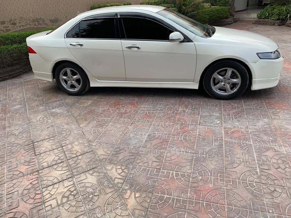 Honda Accord 2003 for Sale in Multan Honda Accord 2003 for Sale in Multan Image-9