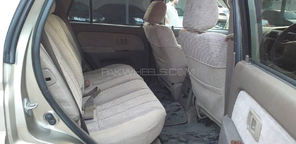 Toyota Surf 2002 for Sale in Peshawar Toyota Surf 2002 for Sale in Peshawar Image-6