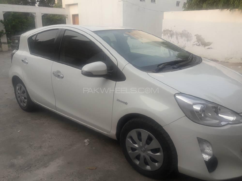 Toyota Aqua 2016 for Sale in Lahore Toyota Aqua 2016 for Sale in Lahore Image-7