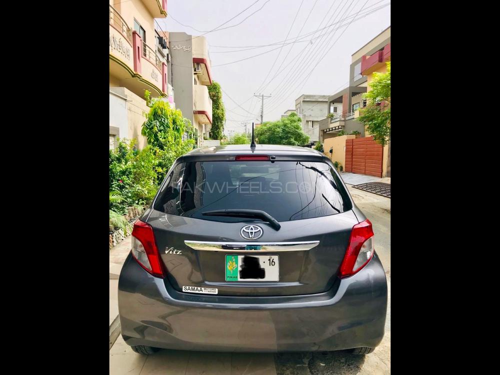 Toyota Vitz 2014 for Sale in Lahore Toyota Vitz 2014 for Sale in Lahore Image-5