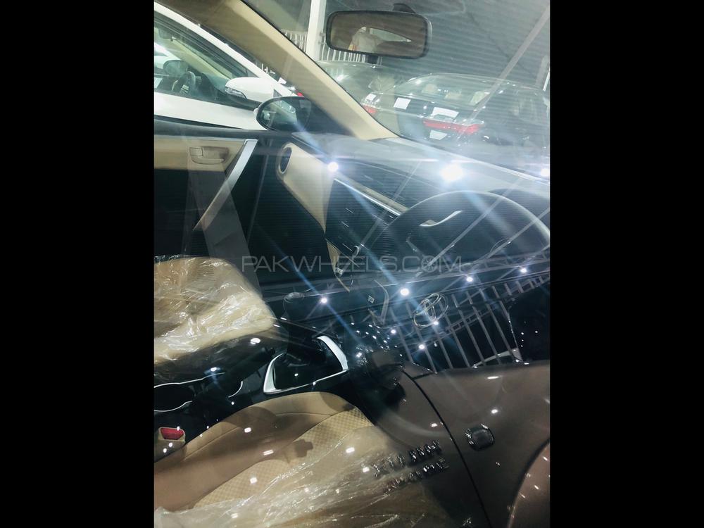 Toyota Corolla 2019 for Sale in Peshawar Toyota Corolla 2019 for Sale in Peshawar Image-6