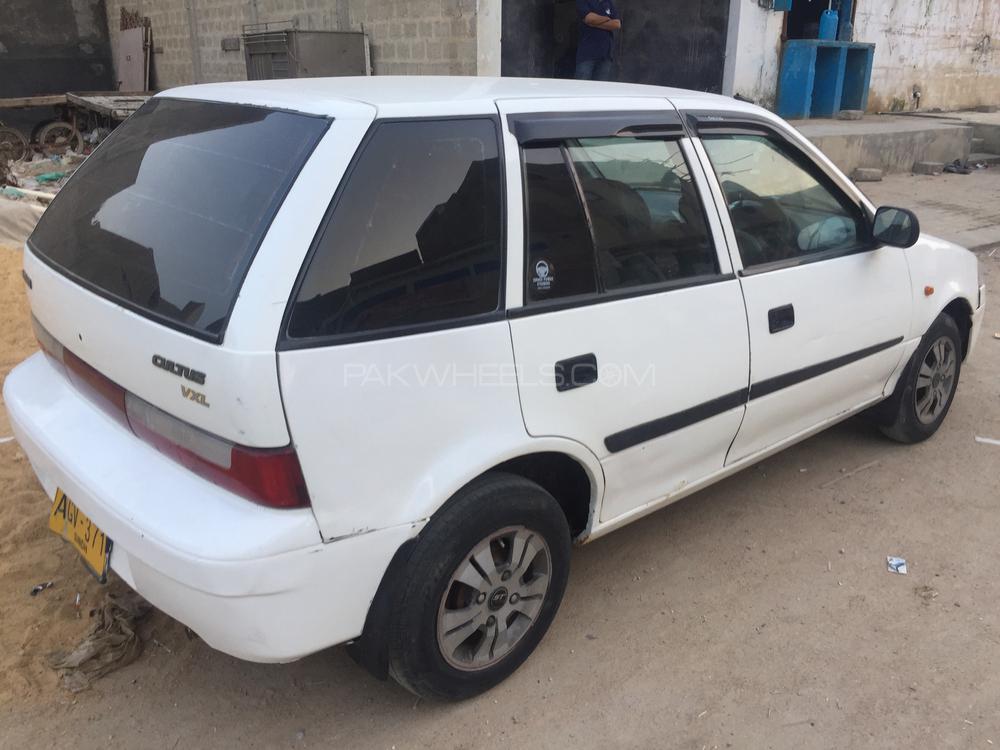 Suzuki Cultus 2004 for Sale in Karachi Suzuki Cultus 2004 for Sale in Karachi Image-4