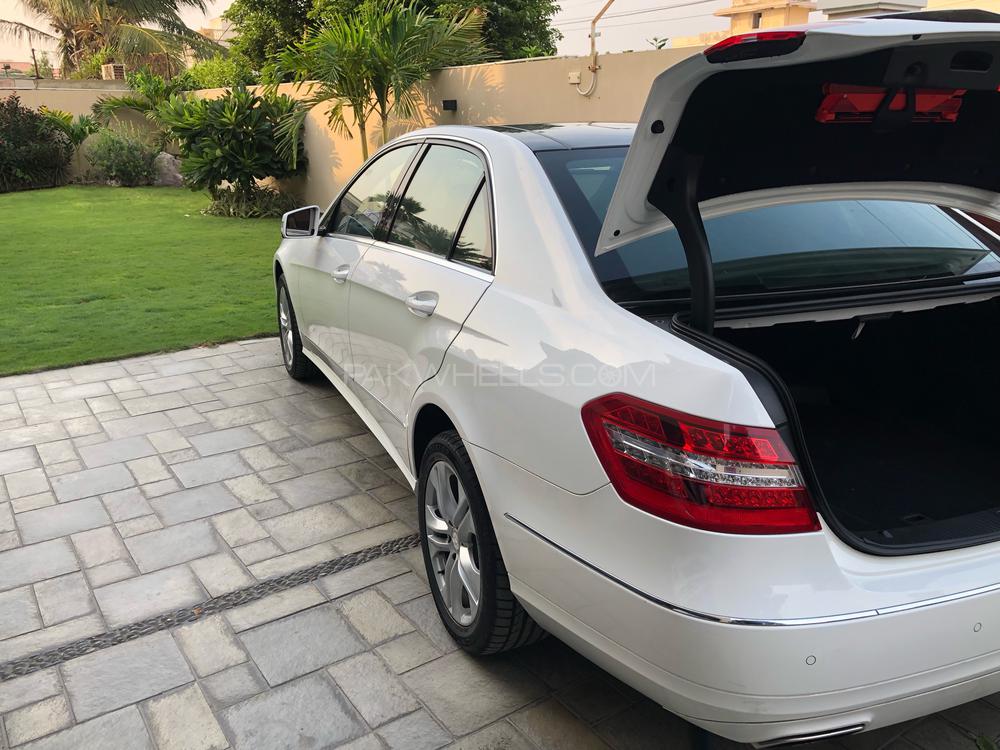 Mercedes Benz E Class 2012 for Sale in Karachi Mercedes Benz E Class 2012 for Sale in Karachi Image-6