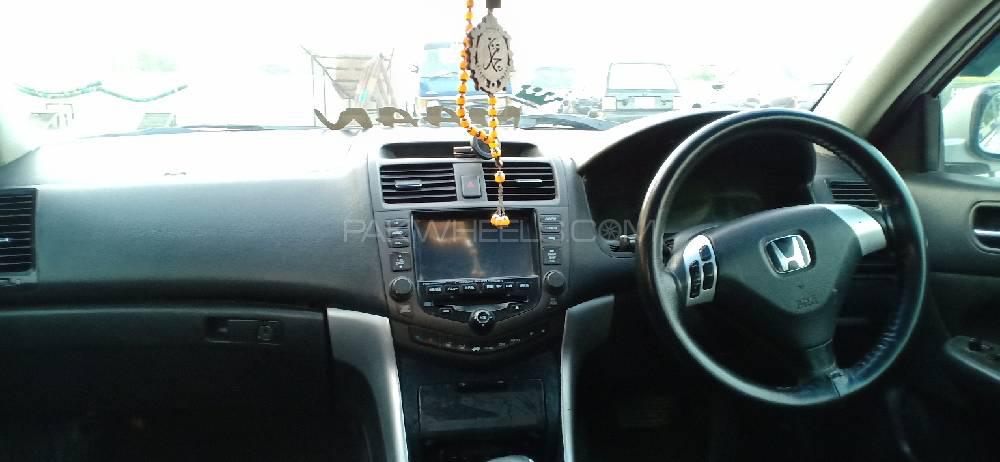 Honda Accord 2005 for Sale in Multan Honda Accord 2005 for Sale in Multan Image-5