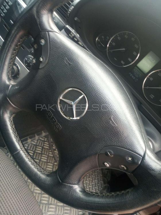 Mercedes Benz C Class 2006 for Sale in Gujranwala Mercedes Benz C Class 2006 for Sale in Gujranwala Image-11