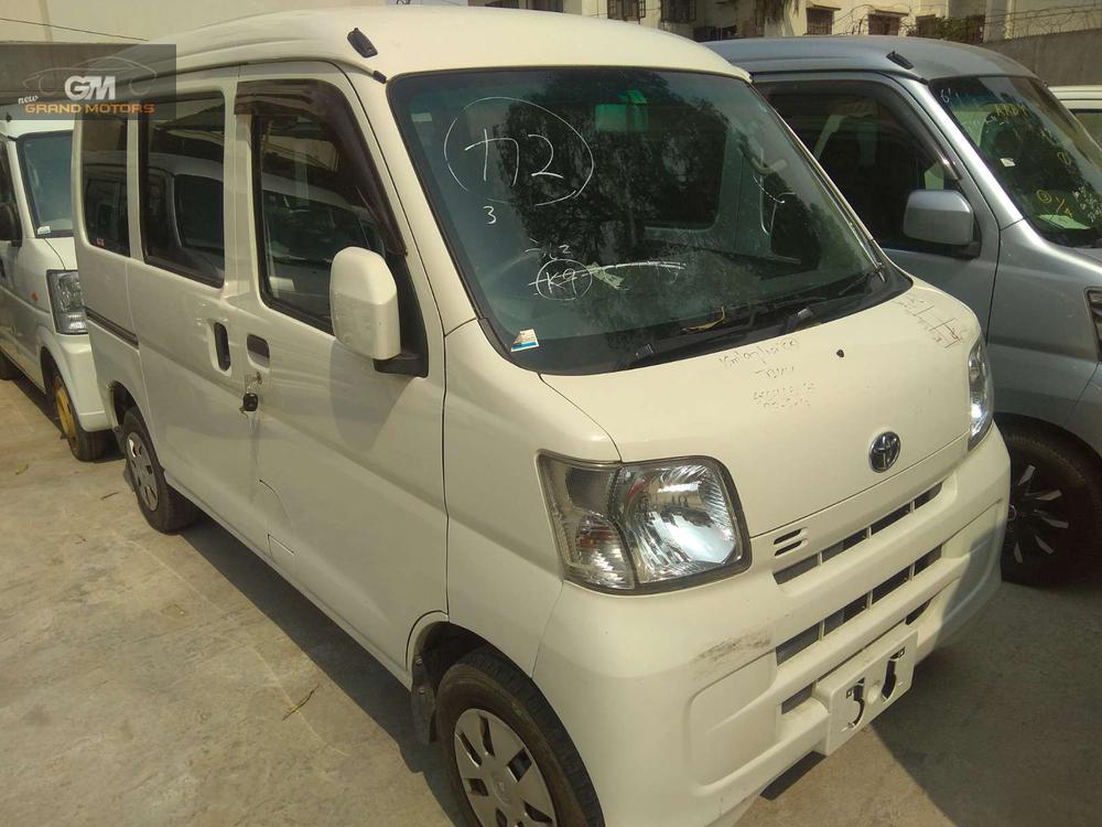 Toyota Pixis Van 2014 for Sale in Karachi Image-1