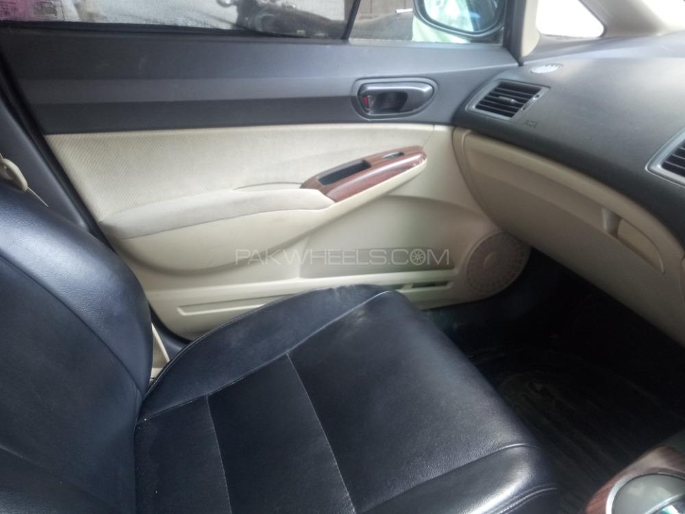 Honda Civic 2010 for Sale in Swabi Honda Civic 2010 for Sale in Swabi Image-10