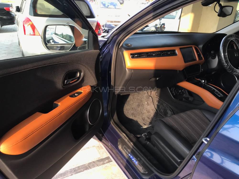 Honda Vezel 2016 for Sale in Rawalpindi Honda Vezel 2016 for Sale in Rawalpindi Image-11