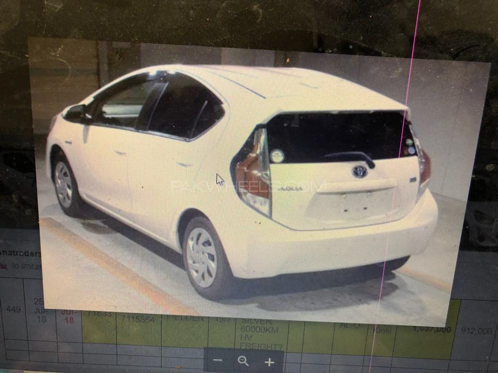 Toyota Aqua 2015 for Sale in Peshawar Toyota Aqua 2015 for Sale in Peshawar Image-6