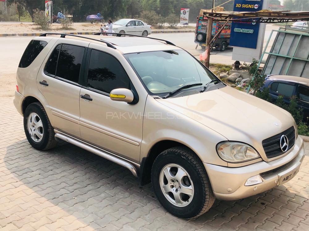 Mercedes Benz M Class 2001 for Sale in Peshawar Image-1