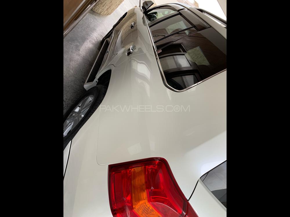 Toyota Land Cruiser 2012 for Sale in Karachi Toyota Land Cruiser 2012 for Sale in Karachi Image-3