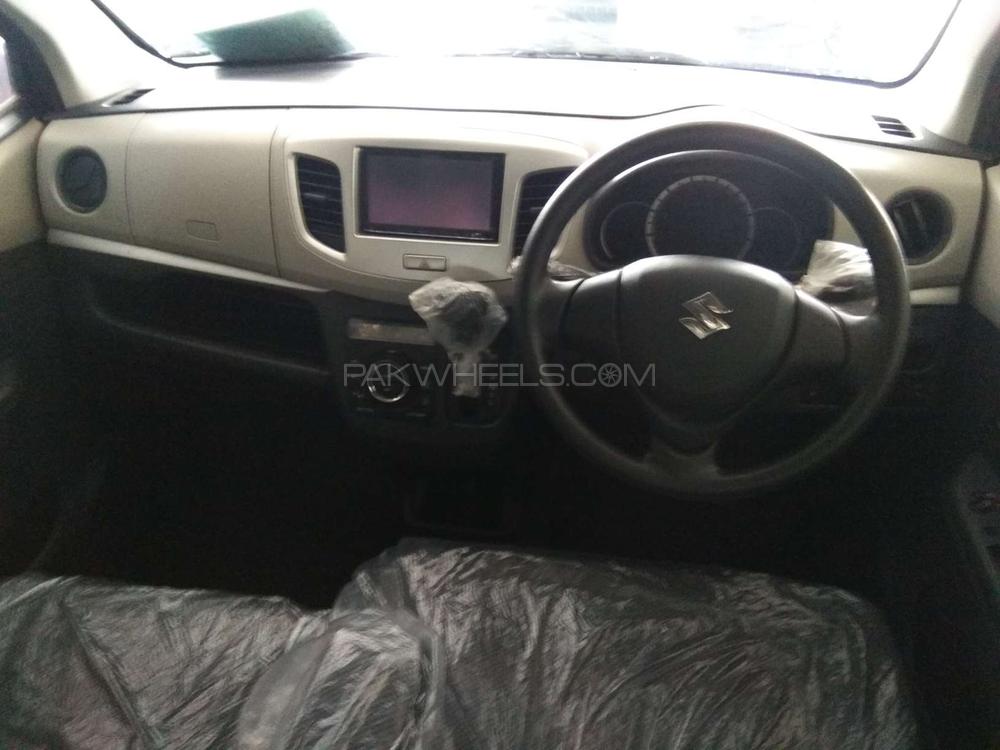 سوزوکی ویگن آر 2015 for Sale in لاہور سوزوکی ویگن آر 2015 for Sale in لاہور Image-4
