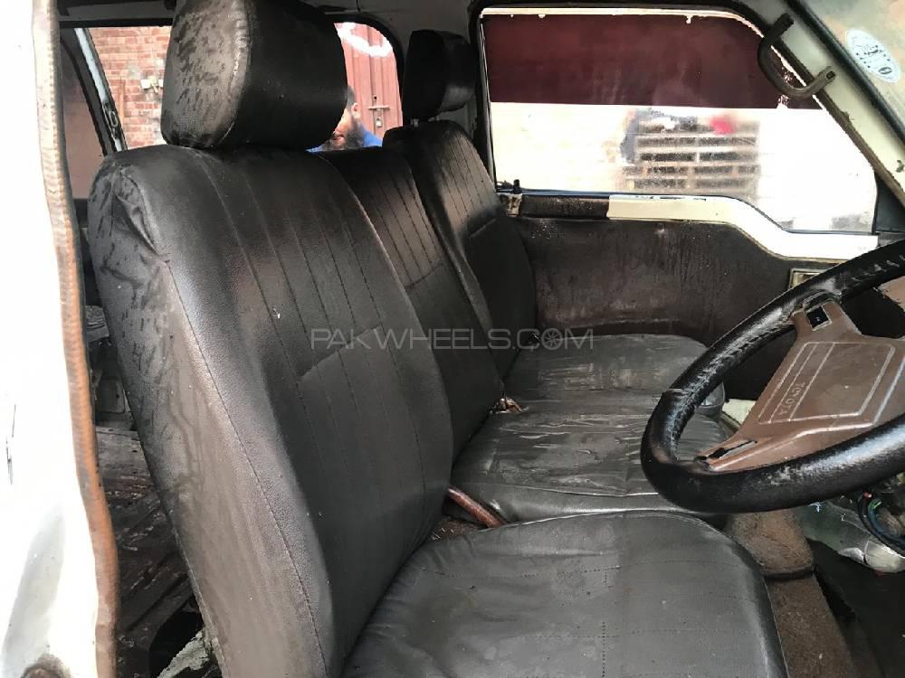 Toyota Hiace 1986 for Sale in Lahore Toyota Hiace 1986 for Sale in Lahore Image-4