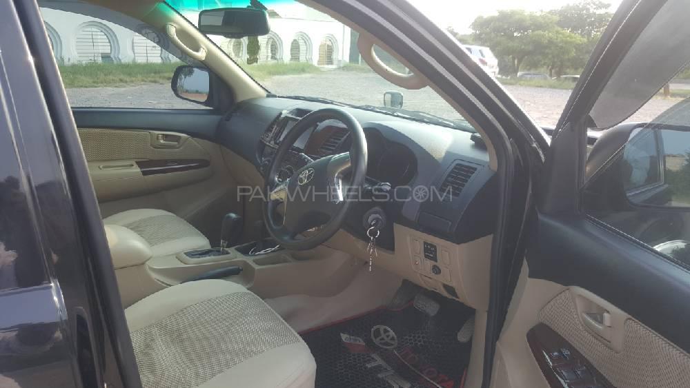 Toyota Hilux 2016 for Sale in Islamabad Toyota Hilux 2016 for Sale in Islamabad Image-16