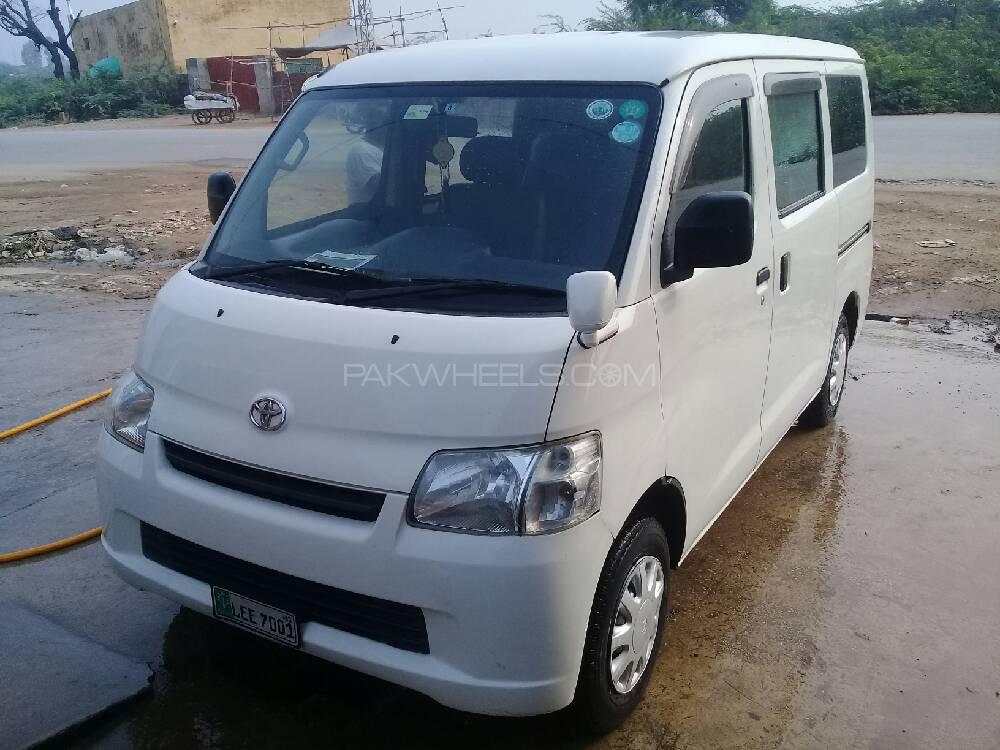 Toyota Town Ace 2008 for Sale in Pind Dadan Khan Image-1