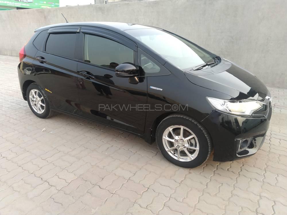 Honda Fit 2015 for Sale in Gujranwala Honda Fit 2015 for Sale in Gujranwala Image-8