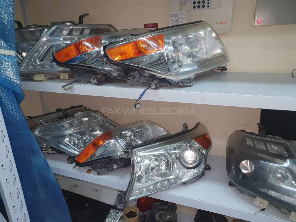 Land Cruiser/prado head lights and tail lights Image-1