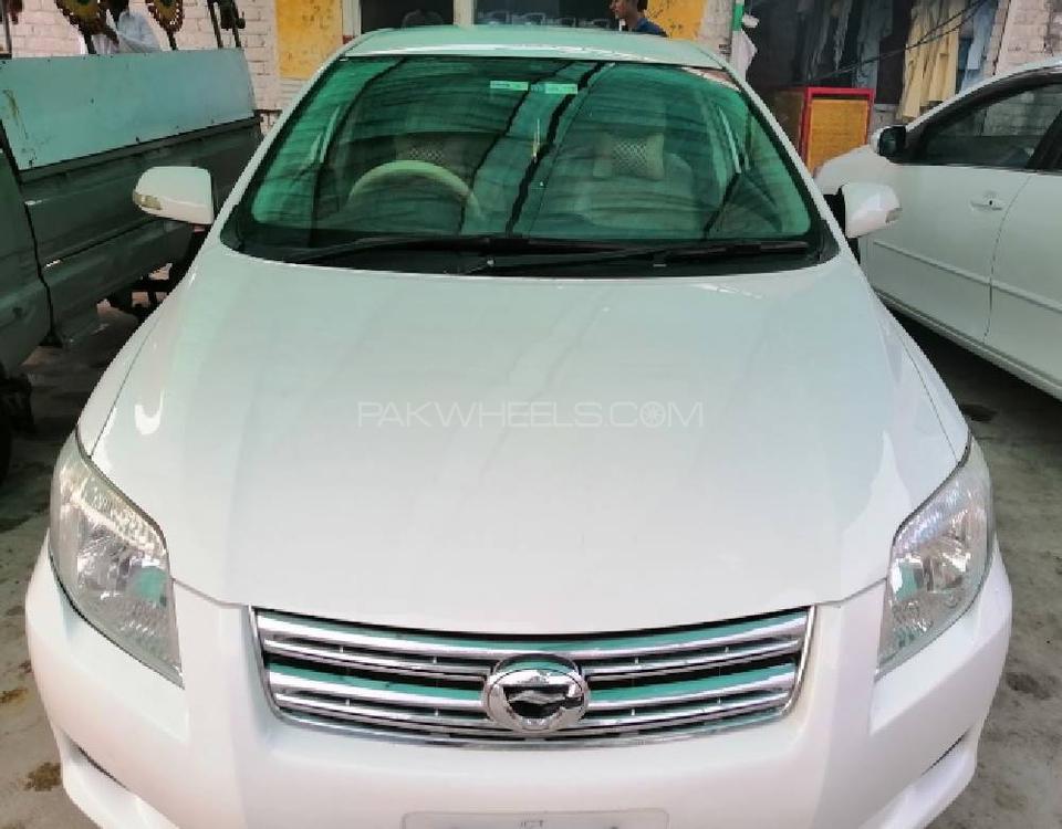 Toyota Corolla Axio 2007 for Sale in Peshawar Image-1