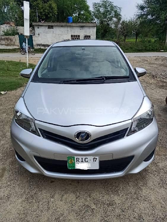 Toyota Vitz 2014 for Sale in Dina Image-1