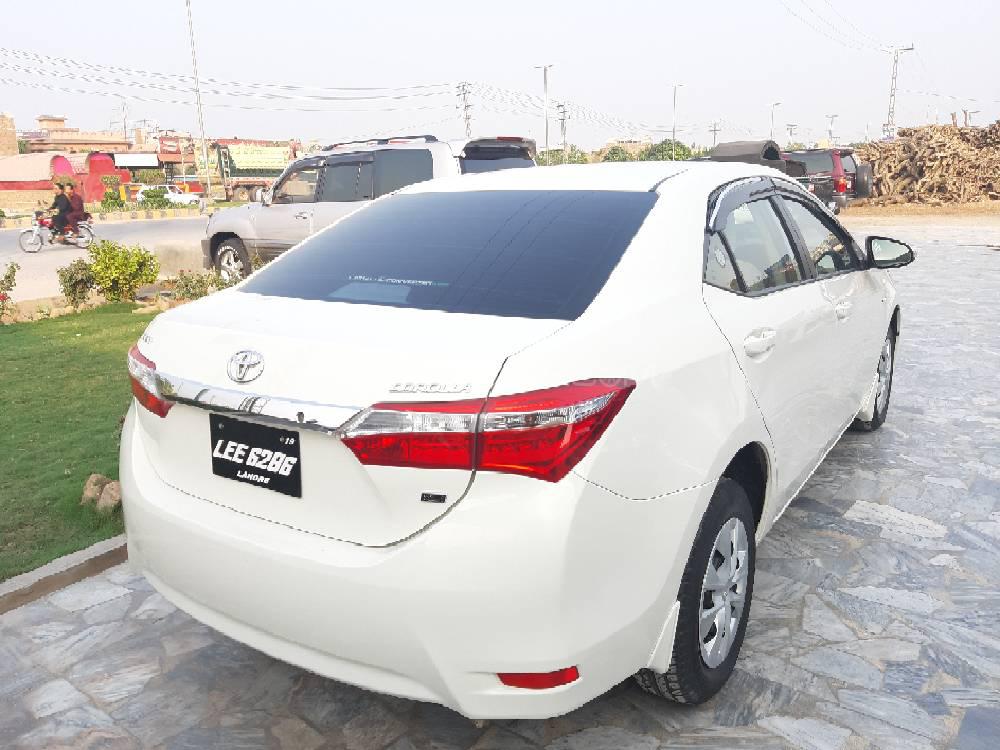 Toyota Corolla 2019 for Sale in Peshawar Toyota Corolla 2019 for Sale in Peshawar Image-10