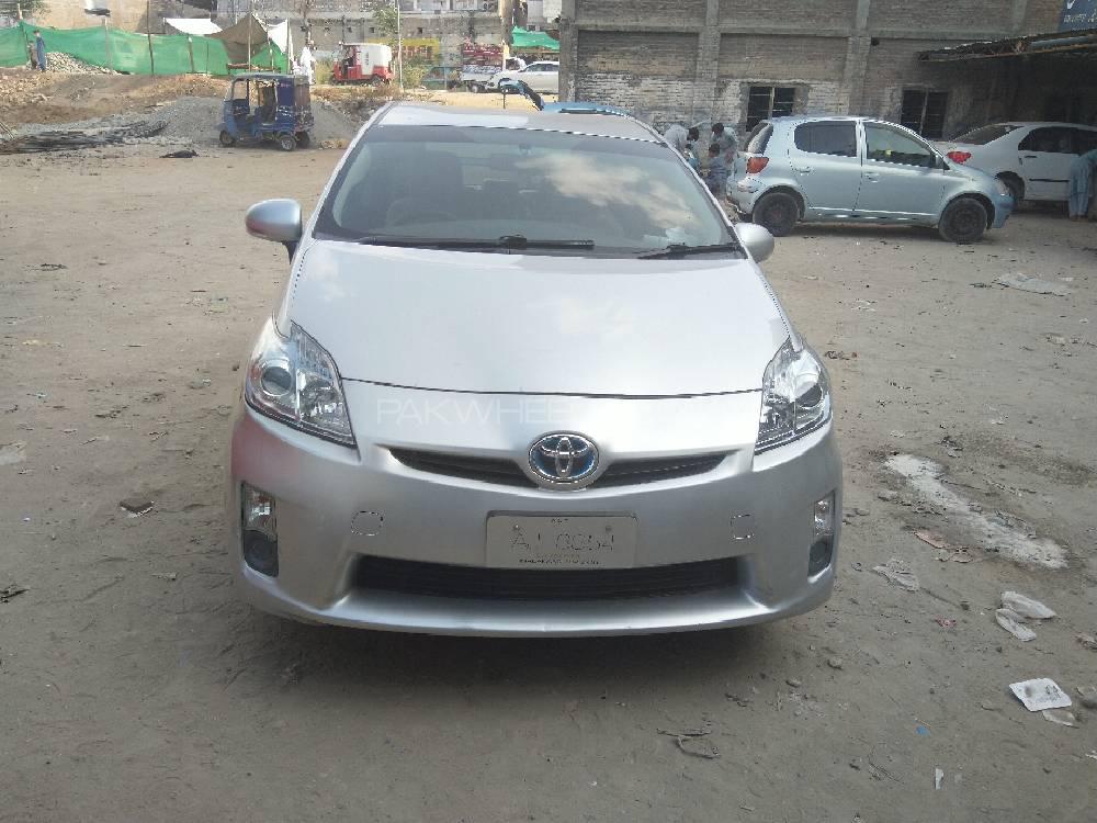 Toyota Prius 2011 for Sale in Swat Image-1