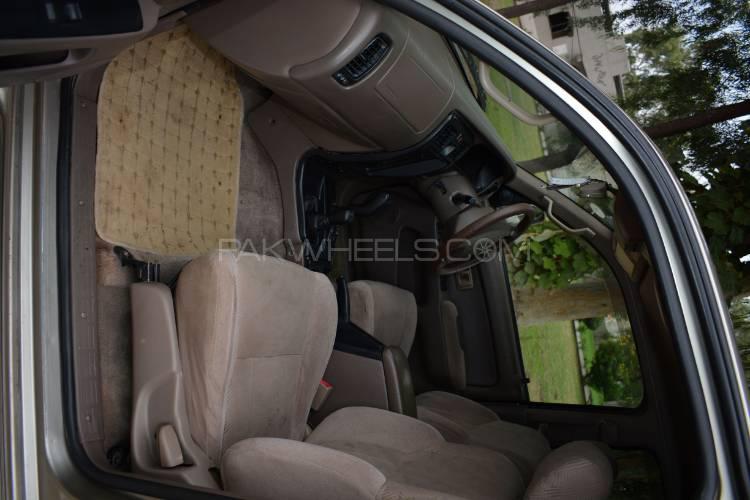 Toyota Surf 2002 for Sale in Peshawar Toyota Surf 2002 for Sale in Peshawar Image-18