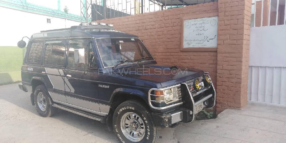 مٹسوبیشی پجیرو 1987 for Sale in سوات مٹسوبیشی پجیرو 1987 for Sale in سوات Image-3