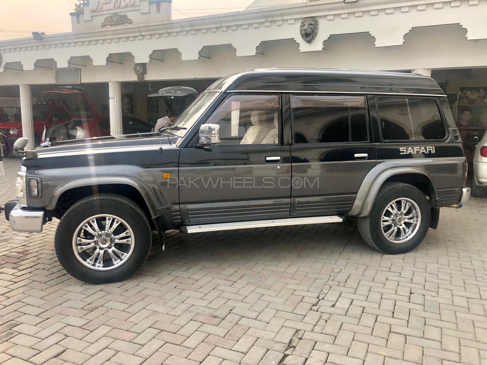Nissan Patrol 1994 for Sale in Sheikhupura Image-1