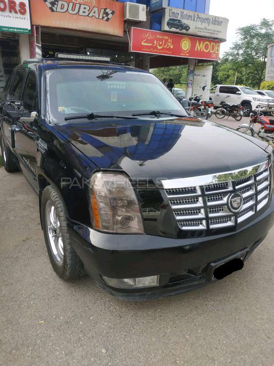 Cadillac Escalade Ext 2009 for Sale in Islamabad Image-1