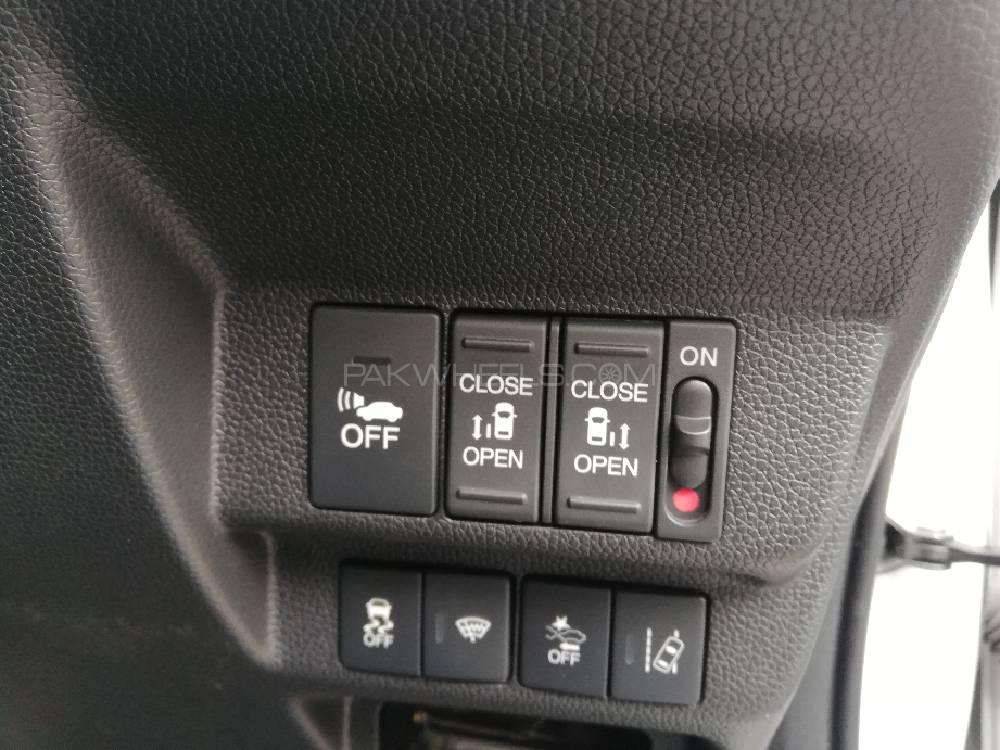 Honda Freed 2017 for Sale in Islamabad Honda Freed 2017 for Sale in Islamabad Image-13
