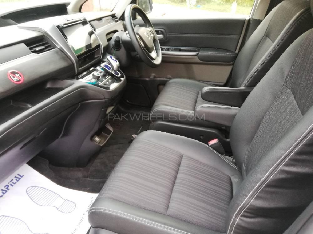Honda Freed 2017 for Sale in Islamabad Honda Freed 2017 for Sale in Islamabad Image-18