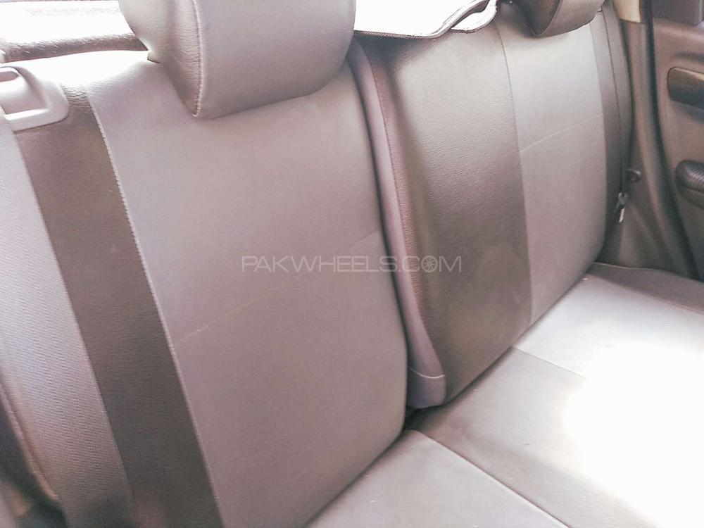 Suzuki Swift 2013 for Sale in Rawalpindi Suzuki Swift 2013 for Sale in Rawalpindi Image-13