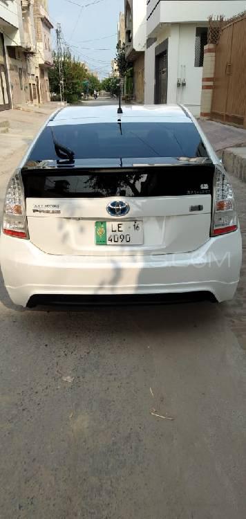 Toyota Prius 2011 for Sale in Arifwala Toyota Prius 2011 for Sale in Arifwala Image-2