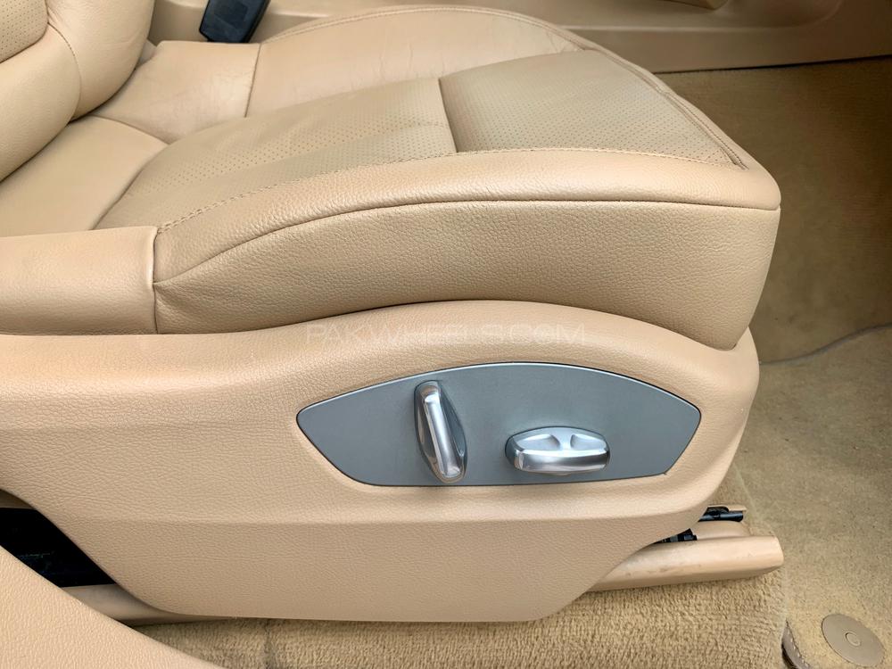 Porsche Cayenne 2011 for Sale in Lahore Porsche Cayenne 2011 for Sale in Lahore Image-5