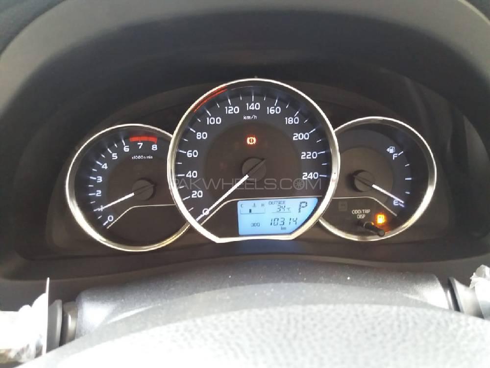 Toyota Corolla 2018 for Sale in Karachi Toyota Corolla 2018 for Sale in Karachi Image-9