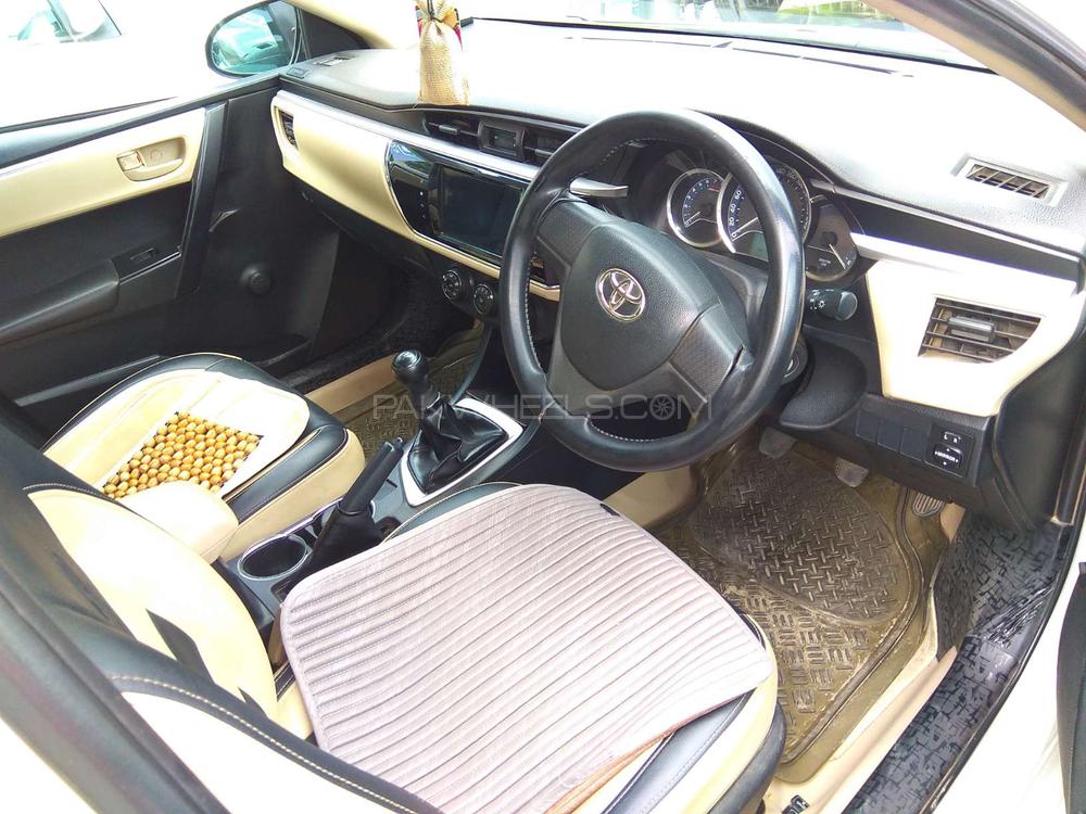 Toyota Corolla 2017 for Sale in Lahore Toyota Corolla 2017 for Sale in Lahore Image-6