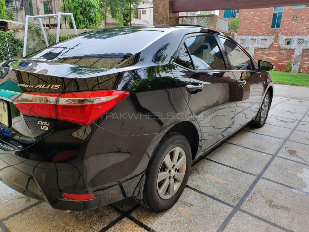 Toyota Corolla 2016 for Sale in Lahore Toyota Corolla 2016 for Sale in Lahore Image-4