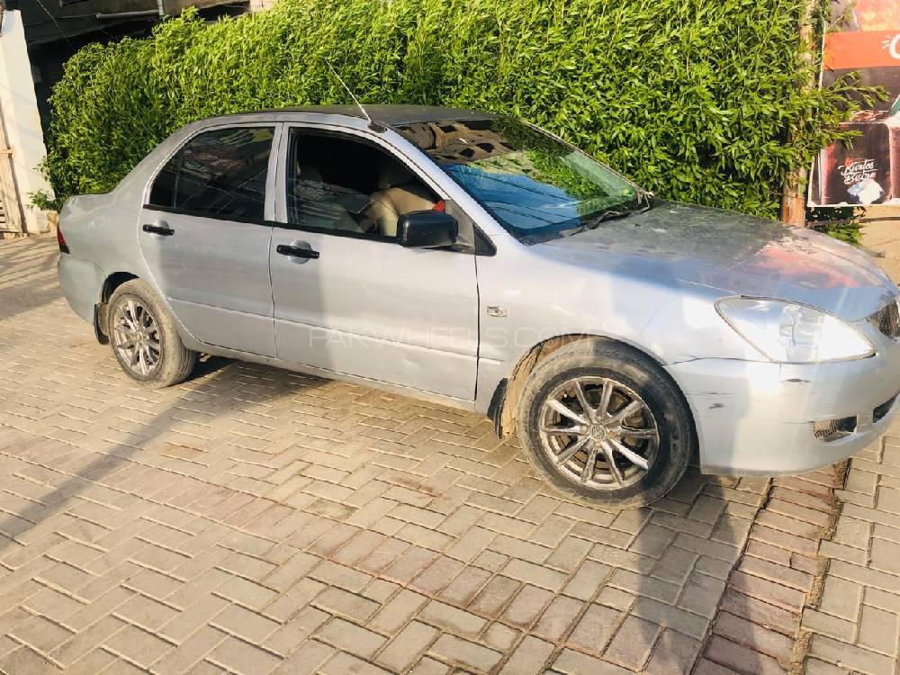 Mitsubishi Lancer 2006 for Sale in Hyderabad Mitsubishi Lancer 2006 for Sale in Hyderabad Image-4