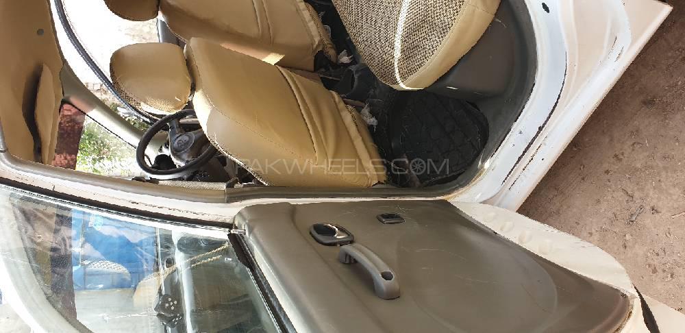 ہنڈائی سانترو 2000 for Sale in پشاور ہنڈائی سانترو 2000 for Sale in پشاور Image-9