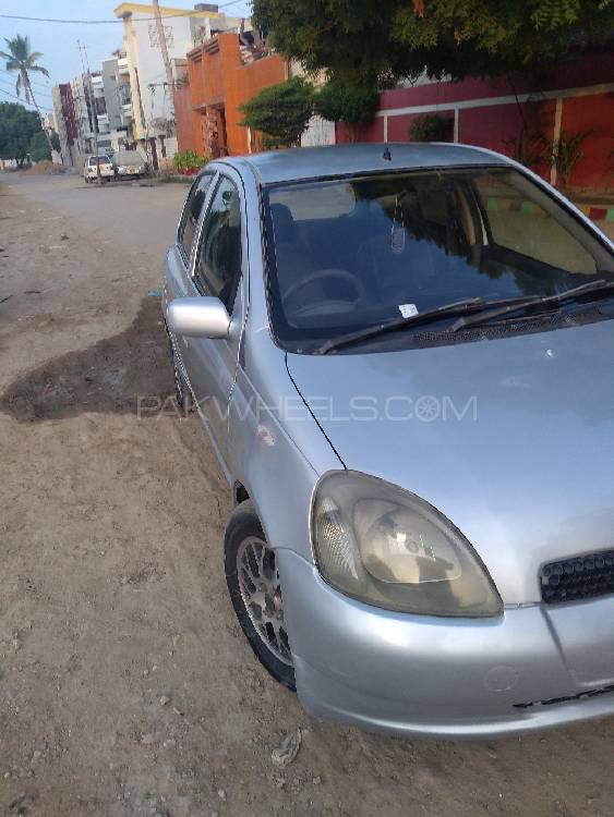 Toyota Vitz 2000 for Sale in Karachi Toyota Vitz 2000 for Sale in Karachi Image-3