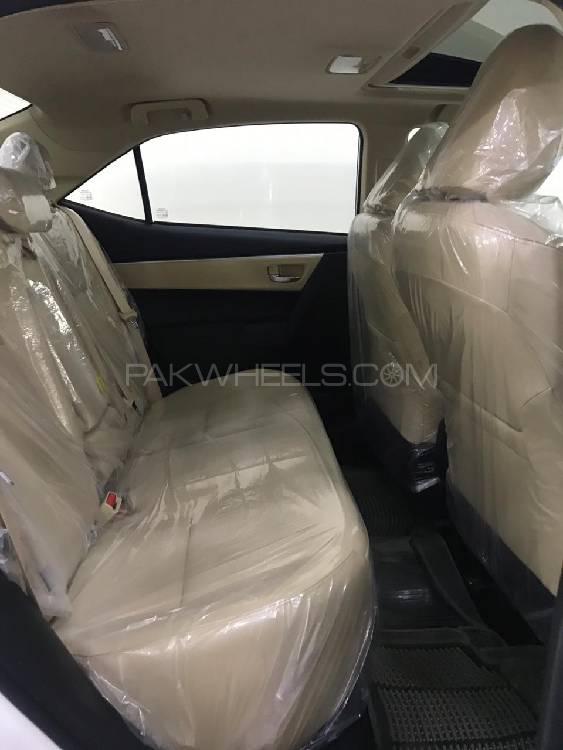 Toyota Corolla 2018 for Sale in Karachi Toyota Corolla 2018 for Sale in Karachi Image-11