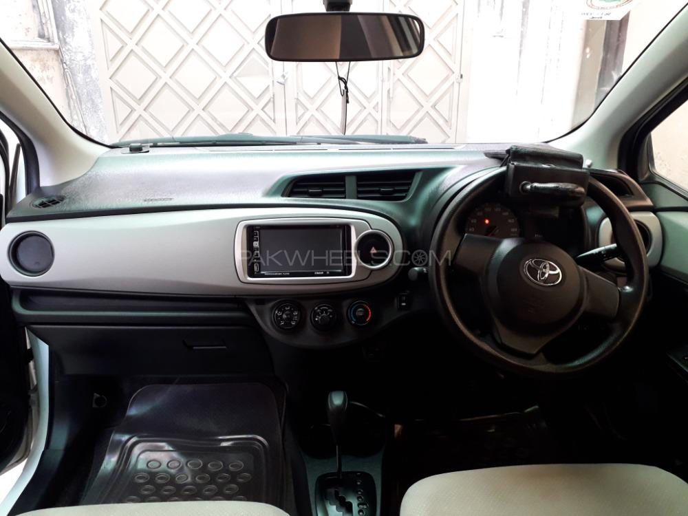 Toyota Vitz 2012 for Sale in Rawalpindi Toyota Vitz 2012 for Sale in Rawalpindi Image-7
