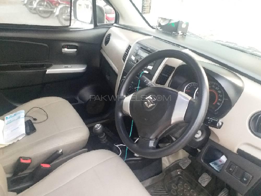 Suzuki Wagon R 2016 for Sale in Multan Suzuki Wagon R 2016 for Sale in Multan Image-17
